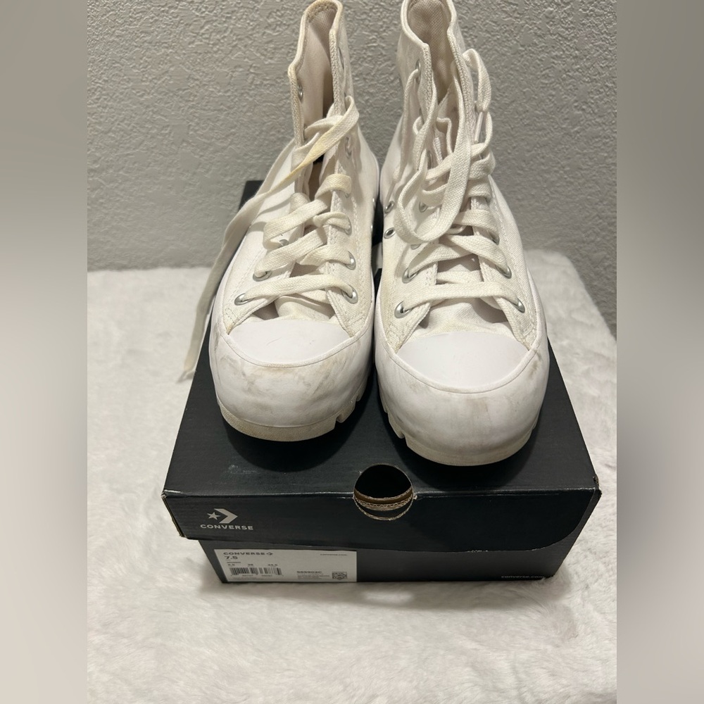 Converse - Picture 5 of 7